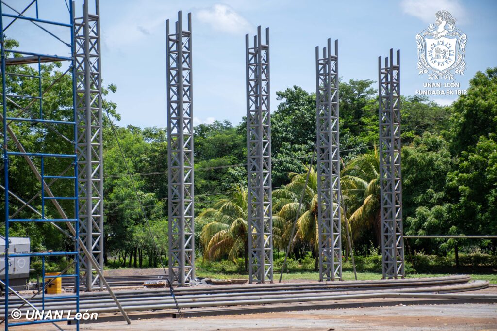 Construcción Polideportivo Cmte. Hugo Chávez